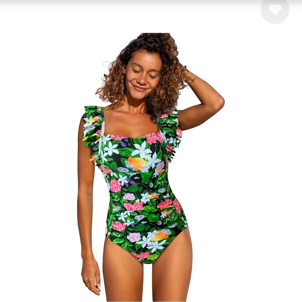 NWT Women One piece Swimsuit ruffle  bathing suit with tummy control